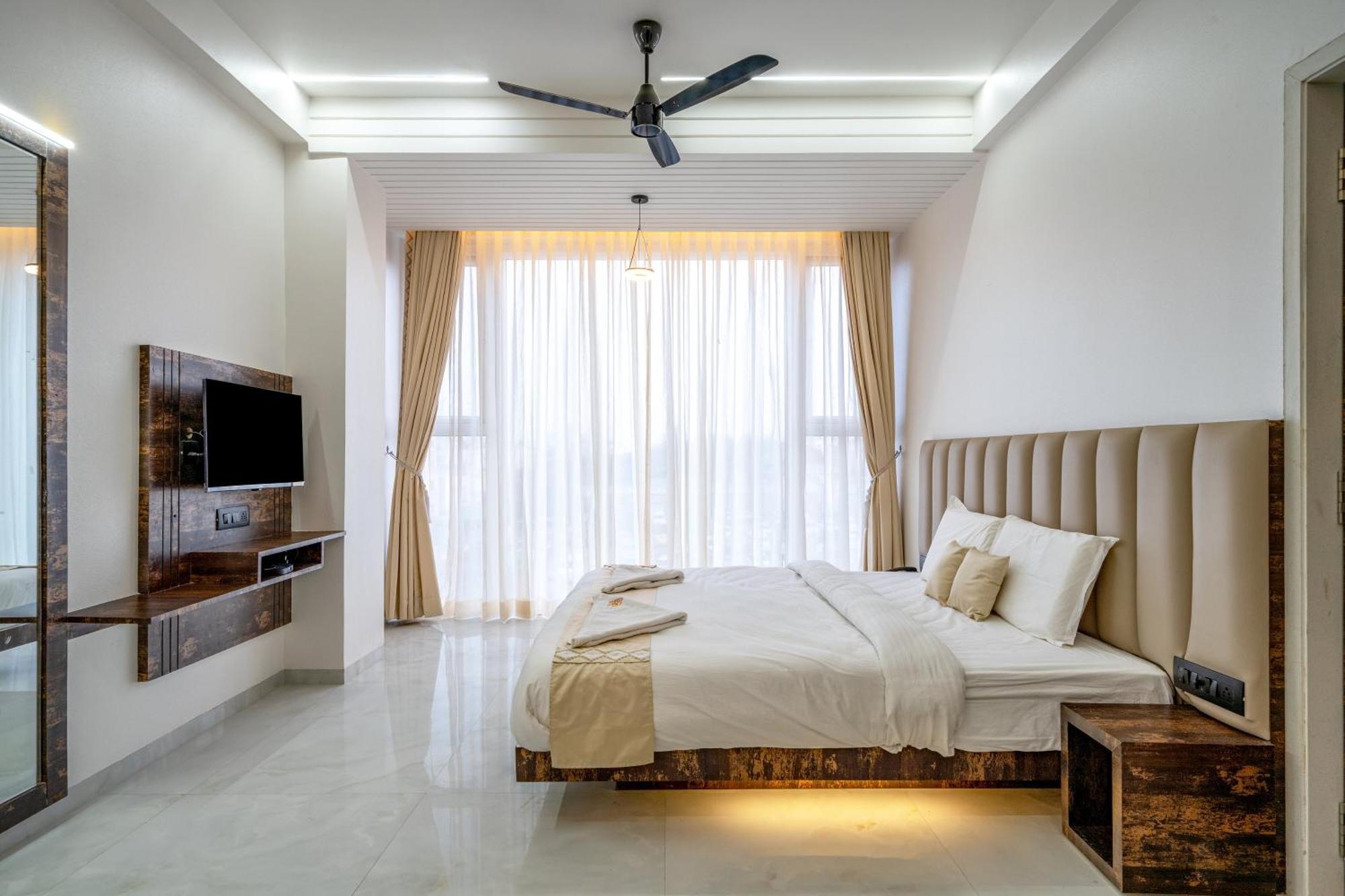 Hotel Darshan Executive Tuljapur Exterior photo